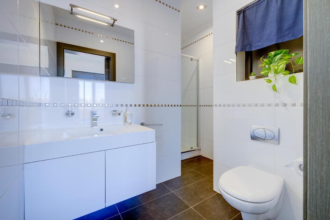 Perfect Location Idyllic 2Br Apartment Sliema Exterior photo